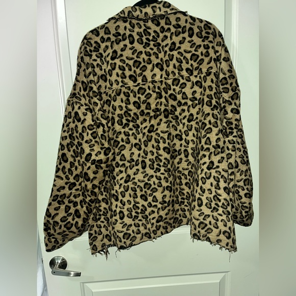 Leopard Print Women's Jacket. NWOT - Picture 2 of 6